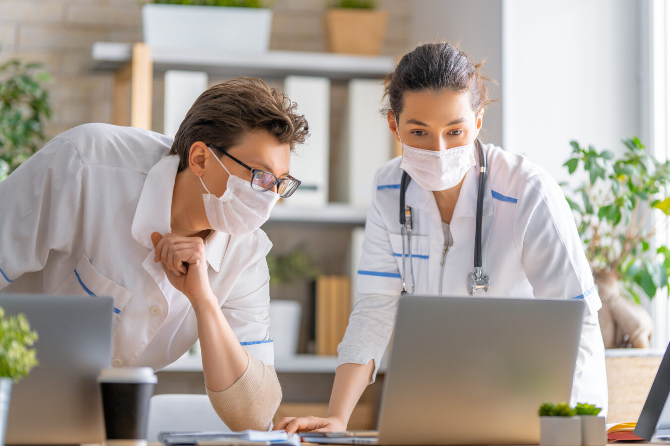 Doctors are talking.