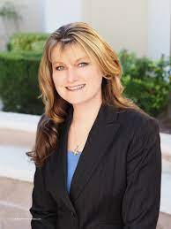 MELISSA ROOSE HEADSHOT